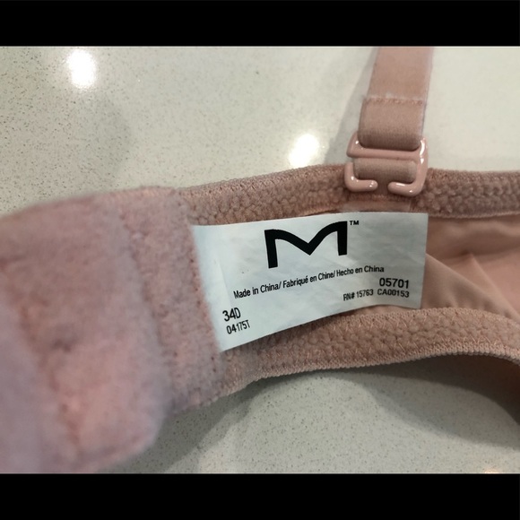 Maidenform "Stay In Place Straps" Underwire Demi Bra 34D -05701 li… - Picture 11 of 12